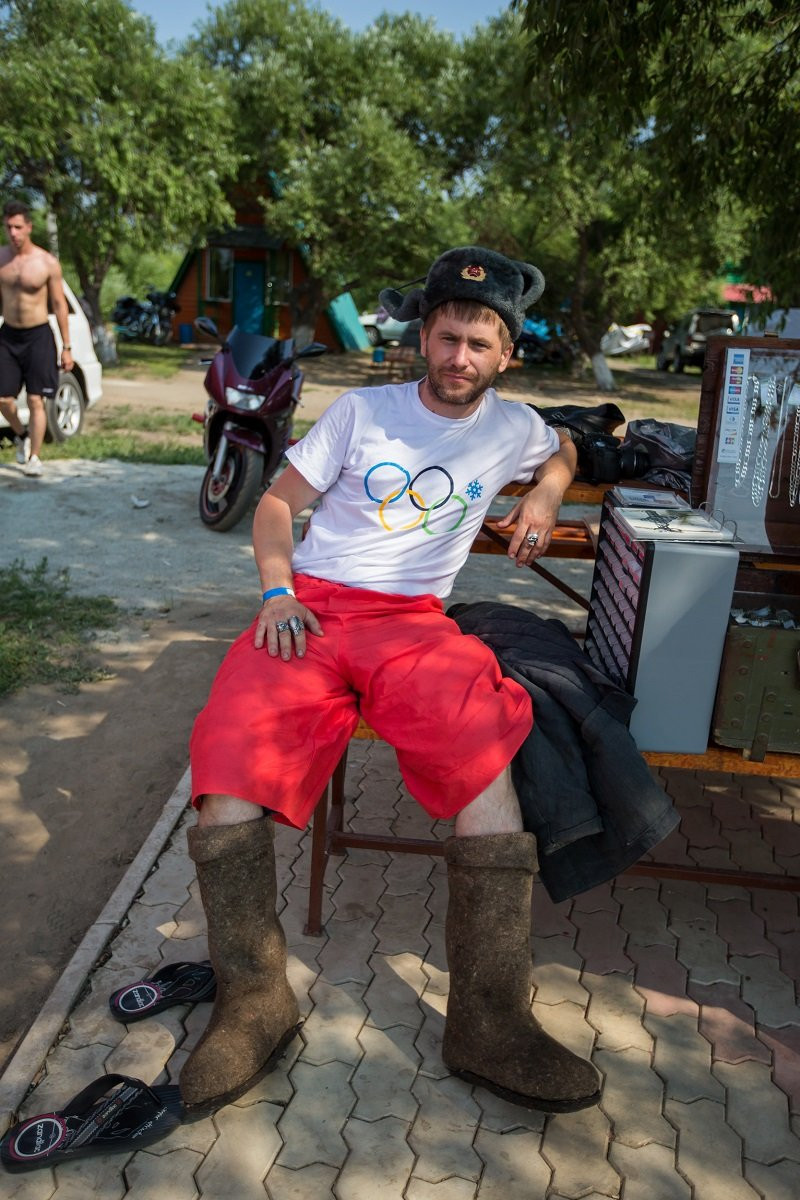 Мойка мотоциклов собрала на Владимировских озерах более 500 байкеров. Фоторепортаж