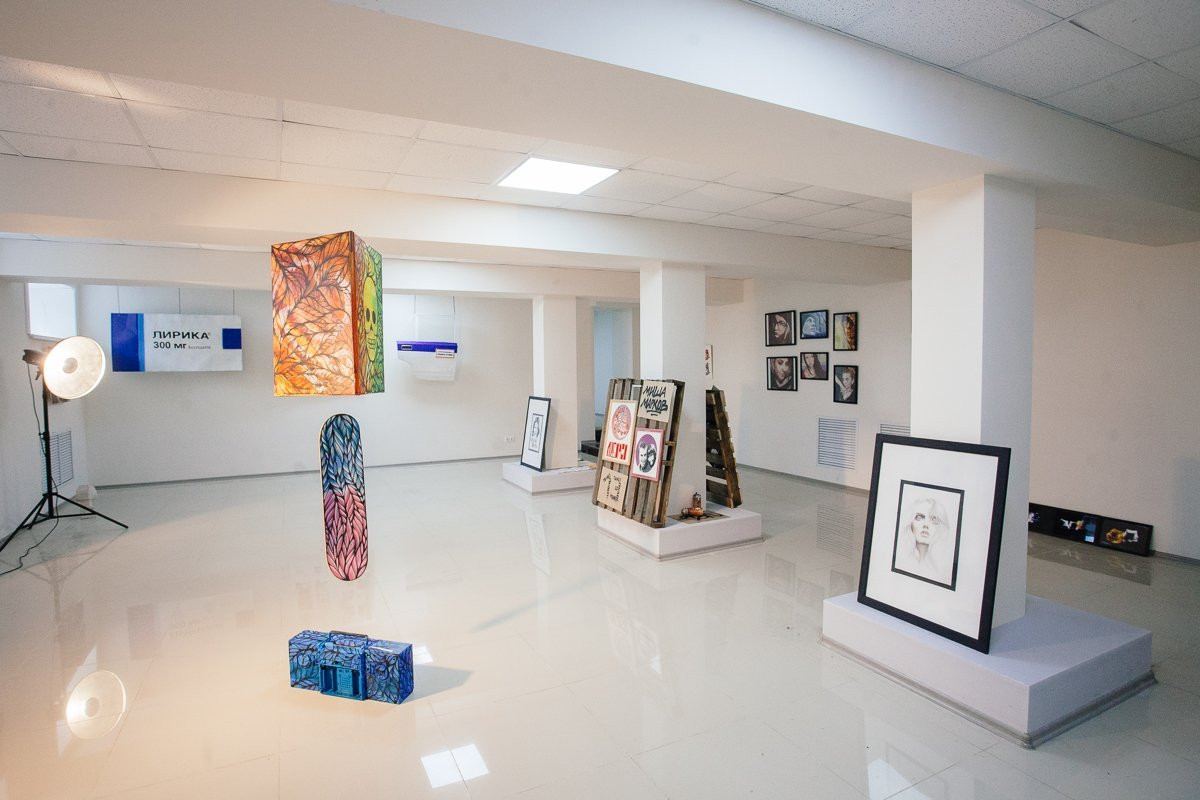 Работы «Потусторонних» распродадут на благотворительном аукционе (30 фото)