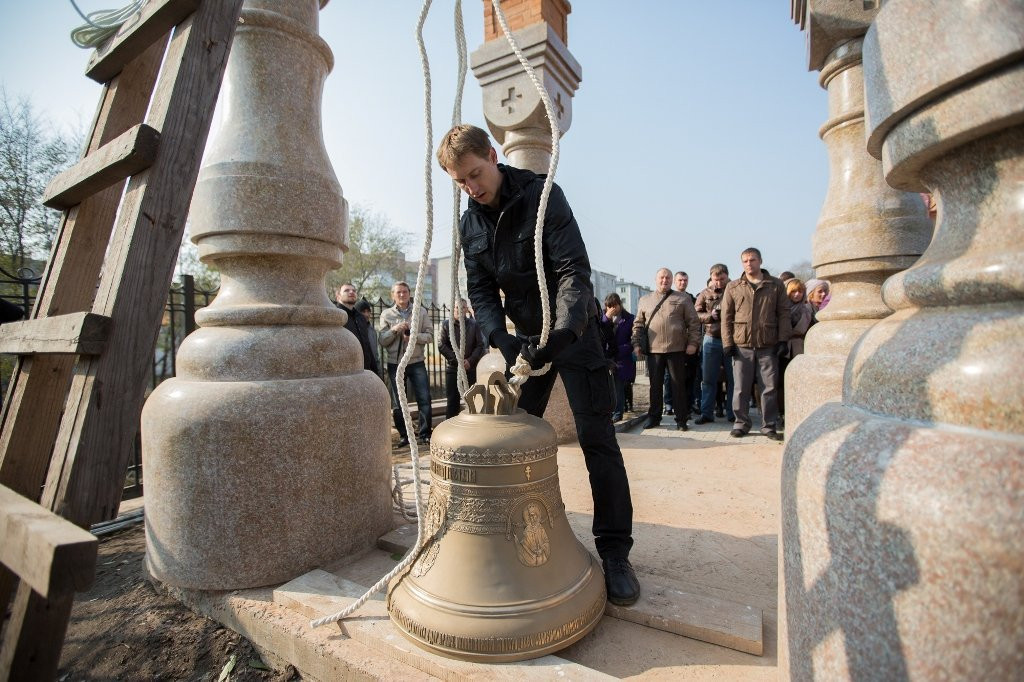 У благовещенского православного храма появился свой «голос». Фоторепортаж