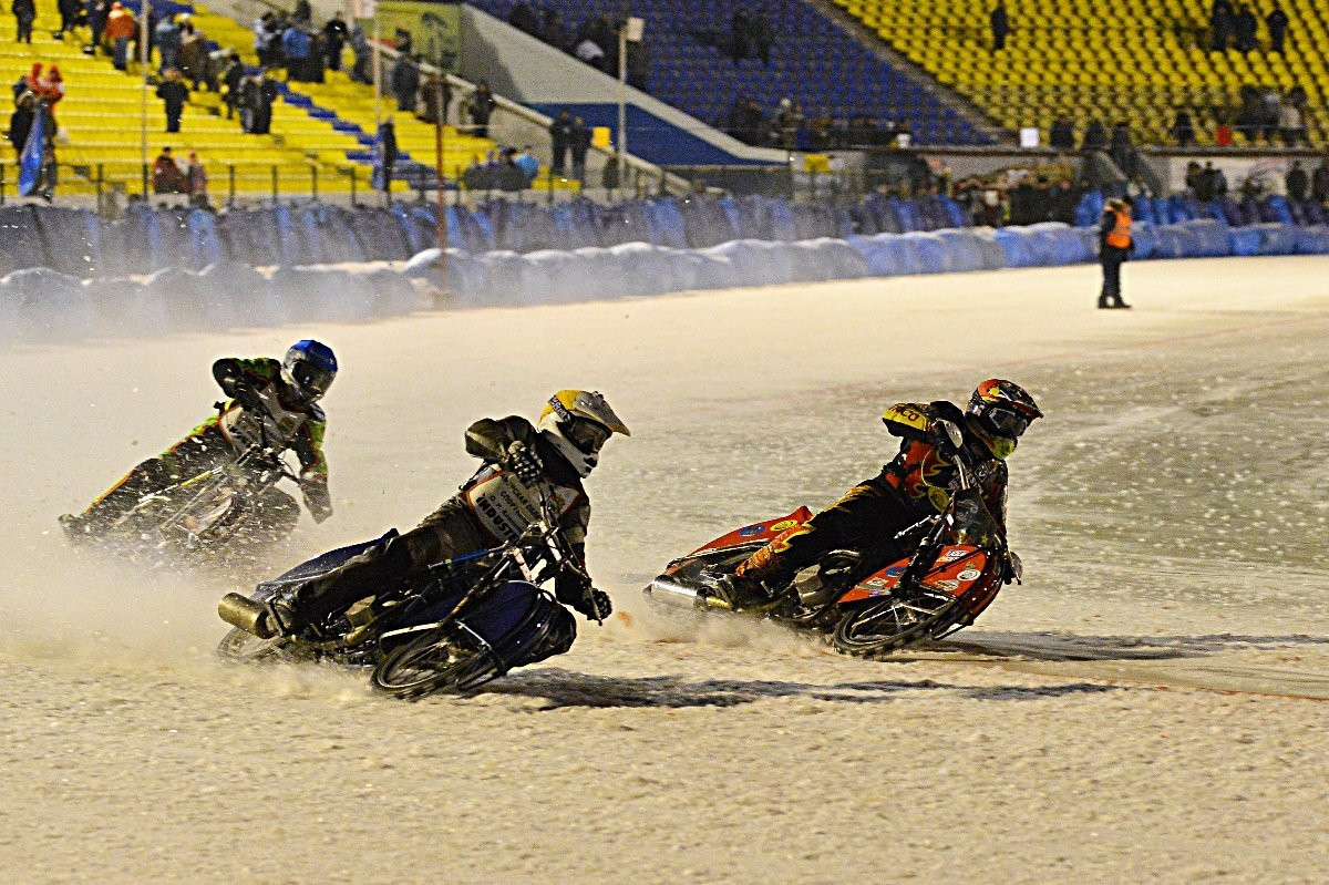 Амурские гонщики взяли золото в первом этапе Кубка ДОСААФ. Фоторепортаж