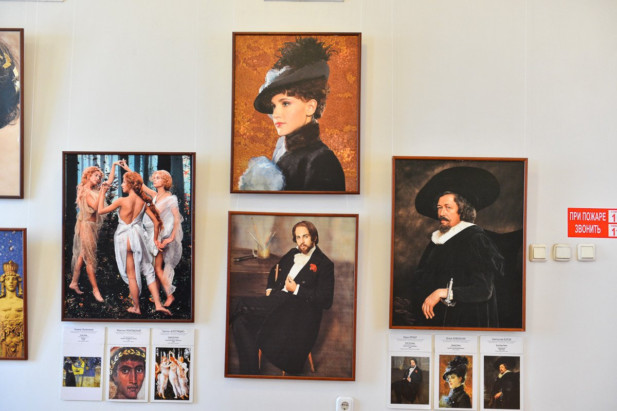 Андрей Макаревич, Дмитрий Нагиев и Иосиф Кобзон попали на полотна классиков (20 фото)