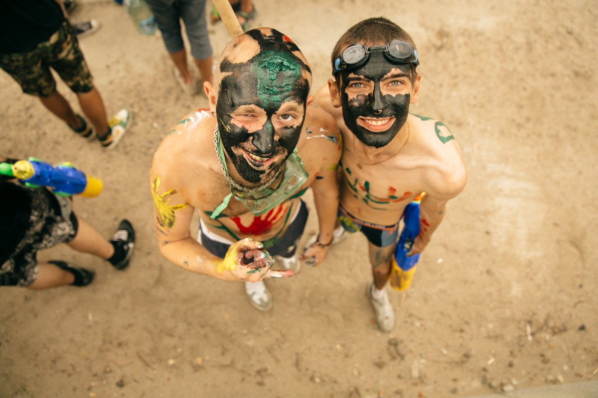 Благовещенцы скрестили водные пистолеты. Фоторепортаж