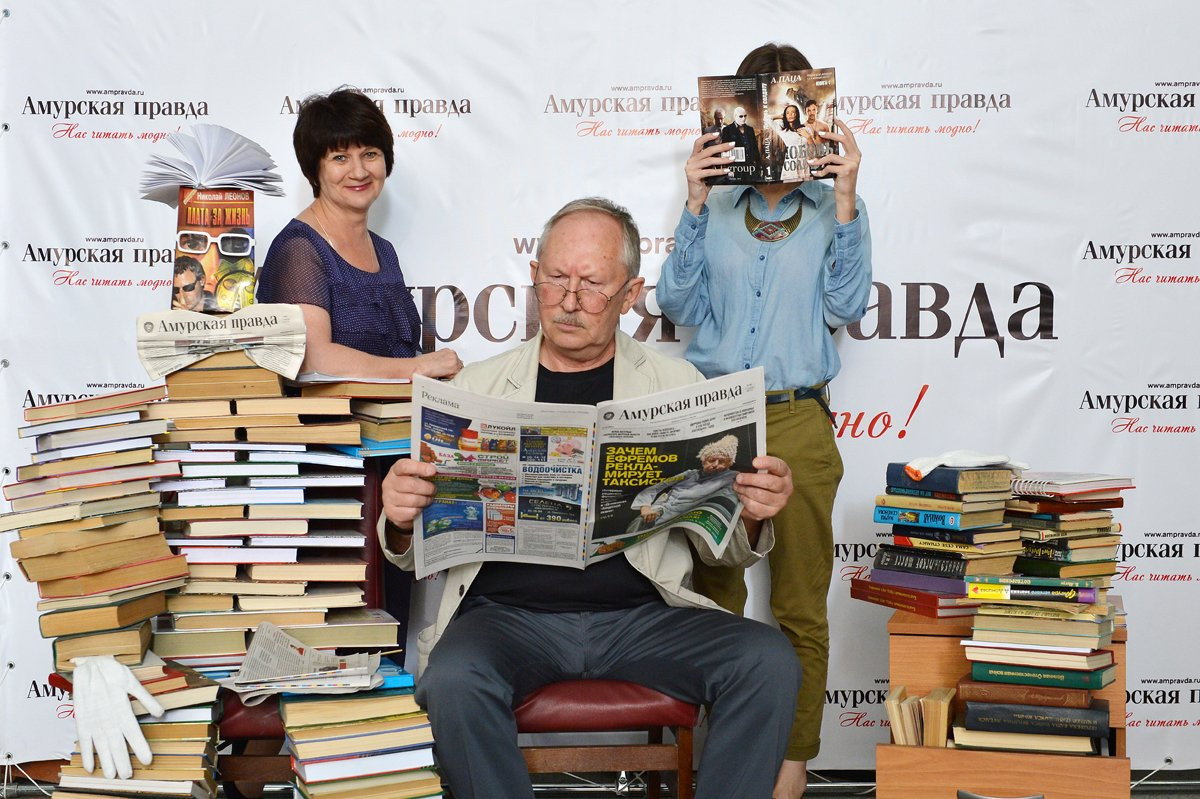 Фотосалон АП, день шестой: в кадре журналисты, общественники и балерины