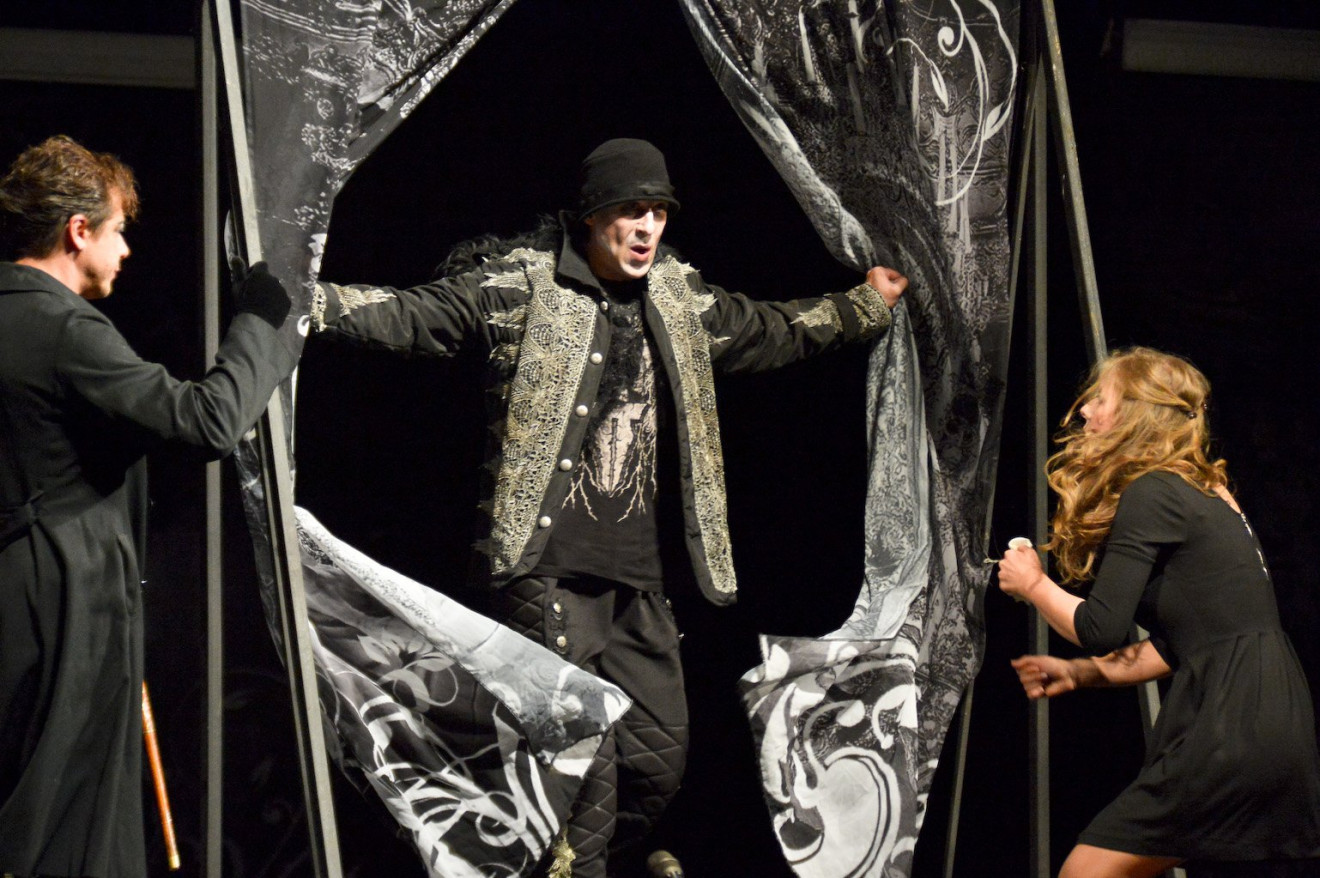 Гости «Амурской осени» сплели в Благовещенске «Заговор по-английски»