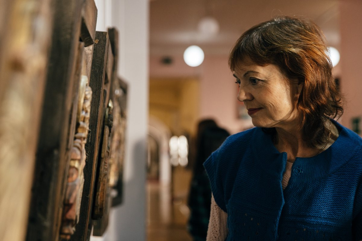 Благовещенский художник-пожарный открыл выставку в областном музее. 28 фото