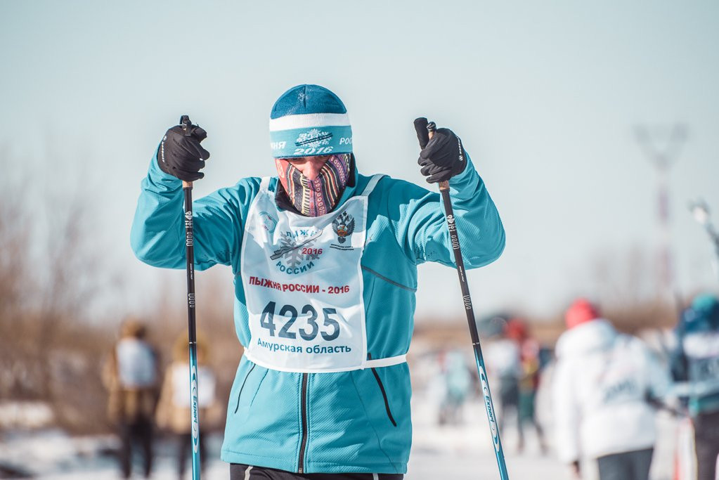 Все на лыжи: в пригороде Благовещенска прошла юбилейная «Лыжня России». Фоторепортаж