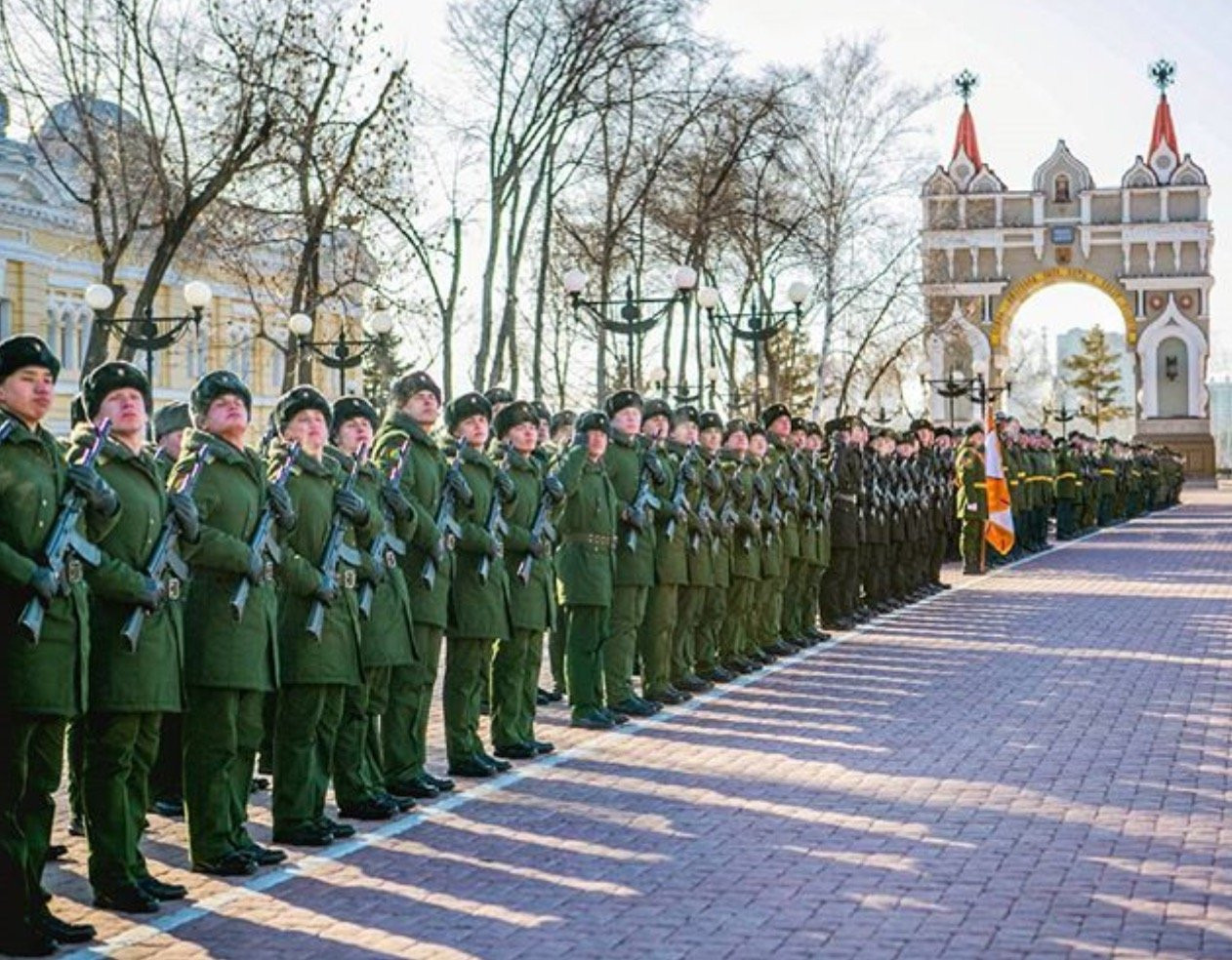 Инстаобзор АП: Защитники Отечества и день рождения АП