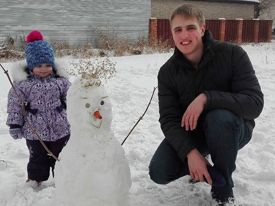 Фотопарад мартовских снеговиков