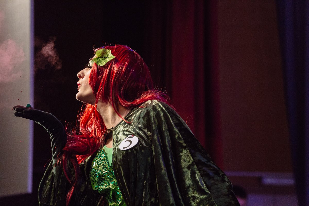 Студентки-красавицы из АмГУ на один день превратились в кинозвезд (24 фото)