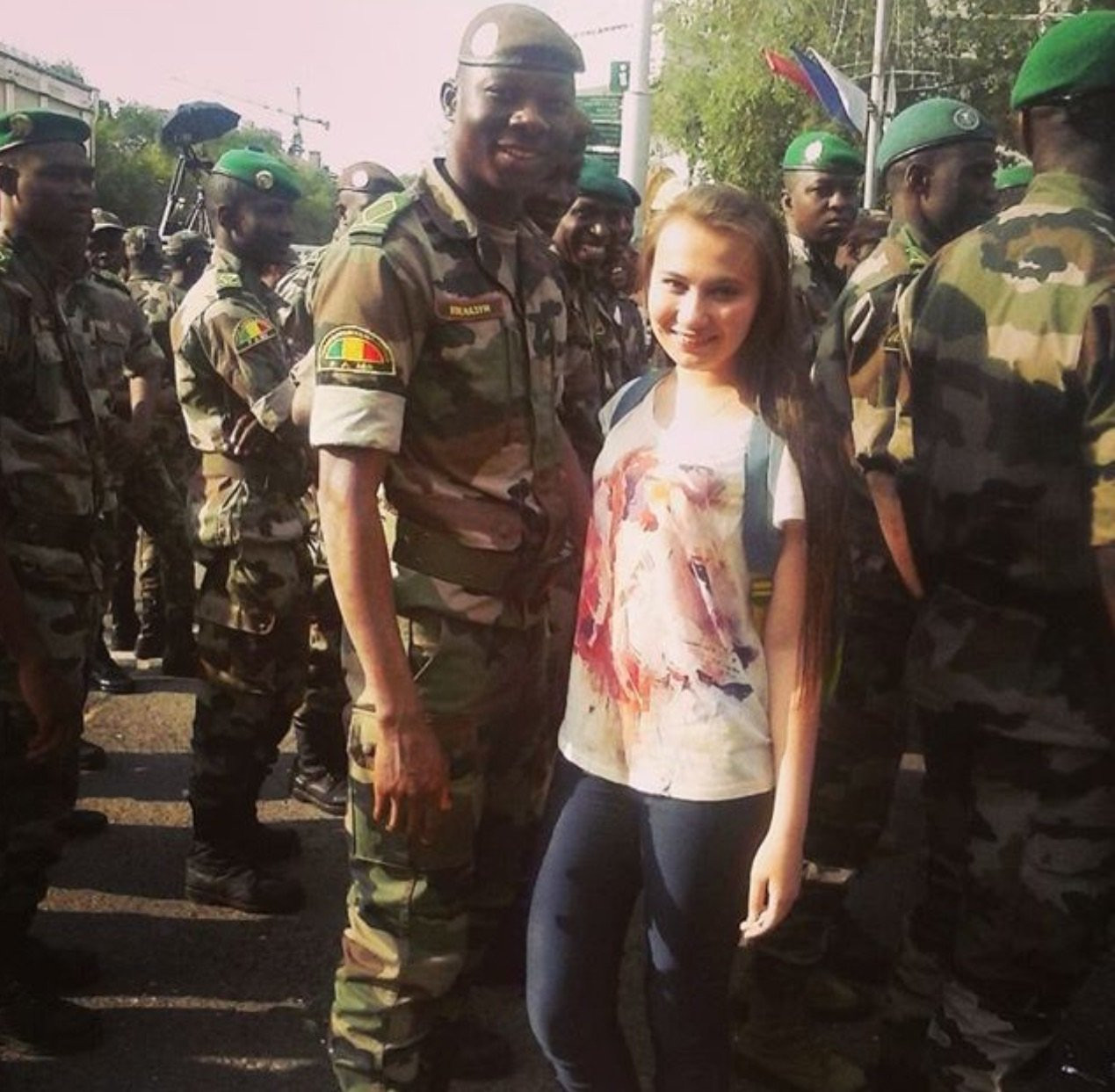 Инстаобзор АП: клоуны, рыцари, революционеры и фейерверк